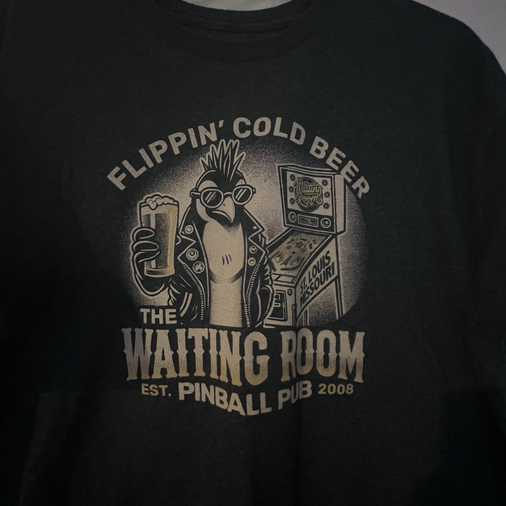 Dive Bar Shirt Club The Waiting Room Pinball Pub St Louis MO Mens T-Shirt XL